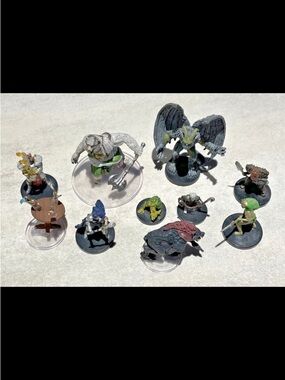 D&D Dungeons & Dragons Pre-Painted Miniatures Lot x10 Various Sets 2006-2021